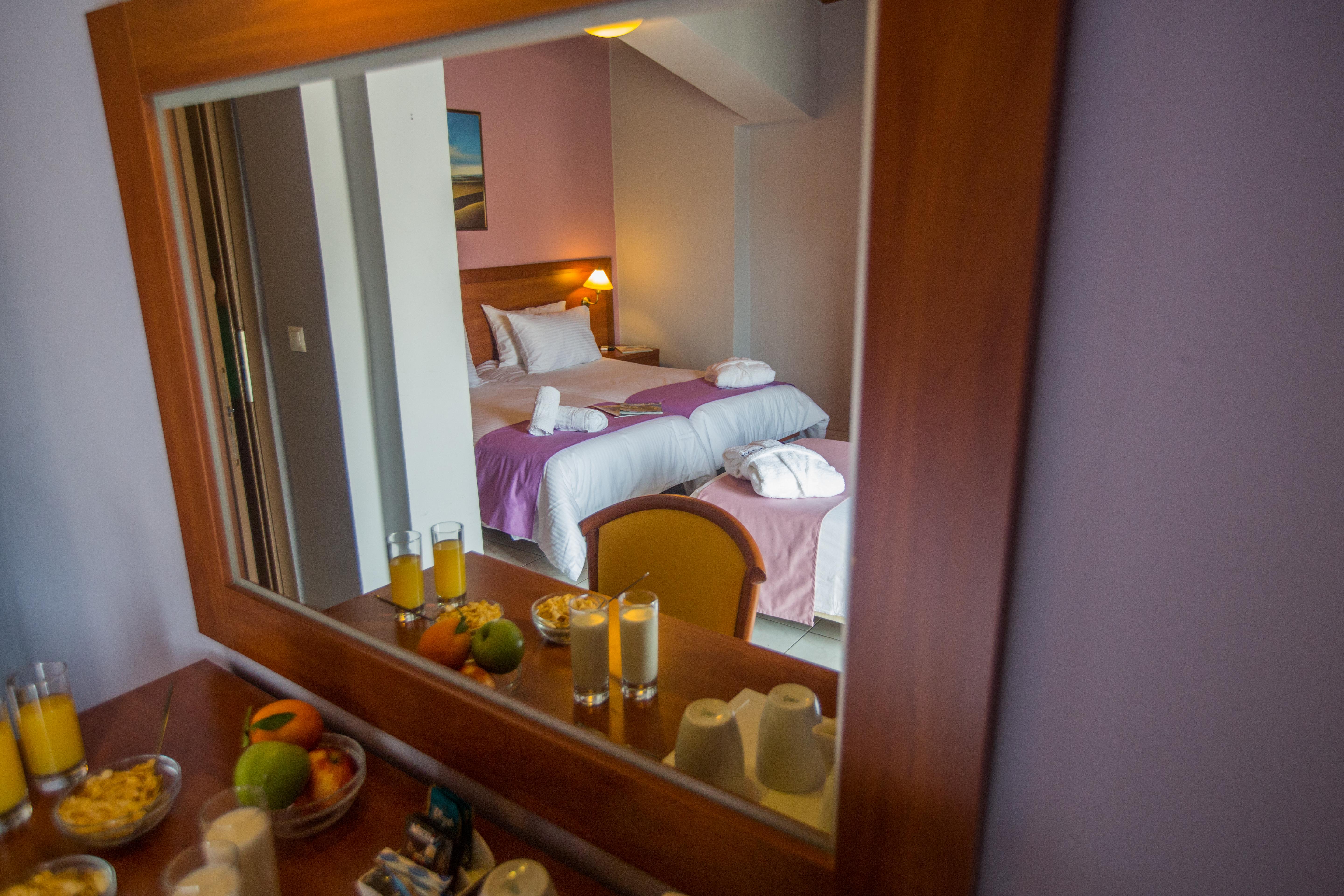 Mirabel Citycenter Hotel Аргостолион Экстерьер фото